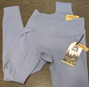 Avalanche Women's Light Blue Leggings